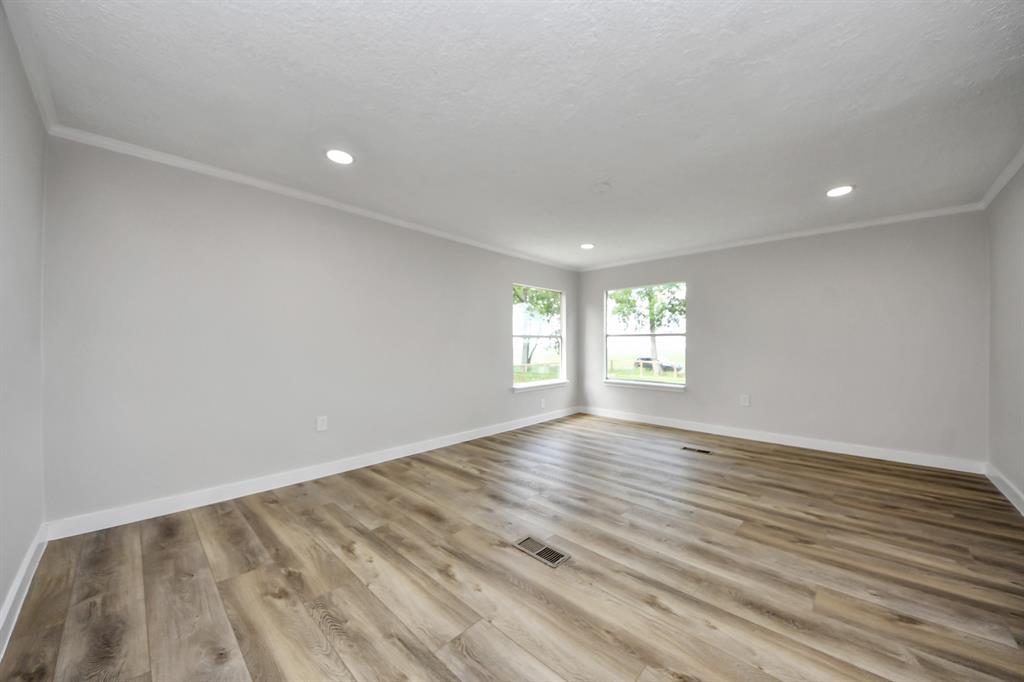 20520 Spruce Forest Drive, Guy, Texas image 16