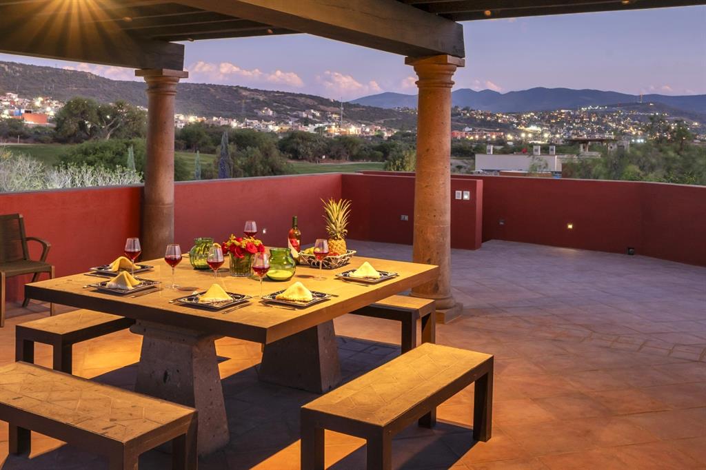 37718, Mexico, 5 Bedrooms Bedrooms, ,6 BathroomsBathrooms,Residential,Active,51557