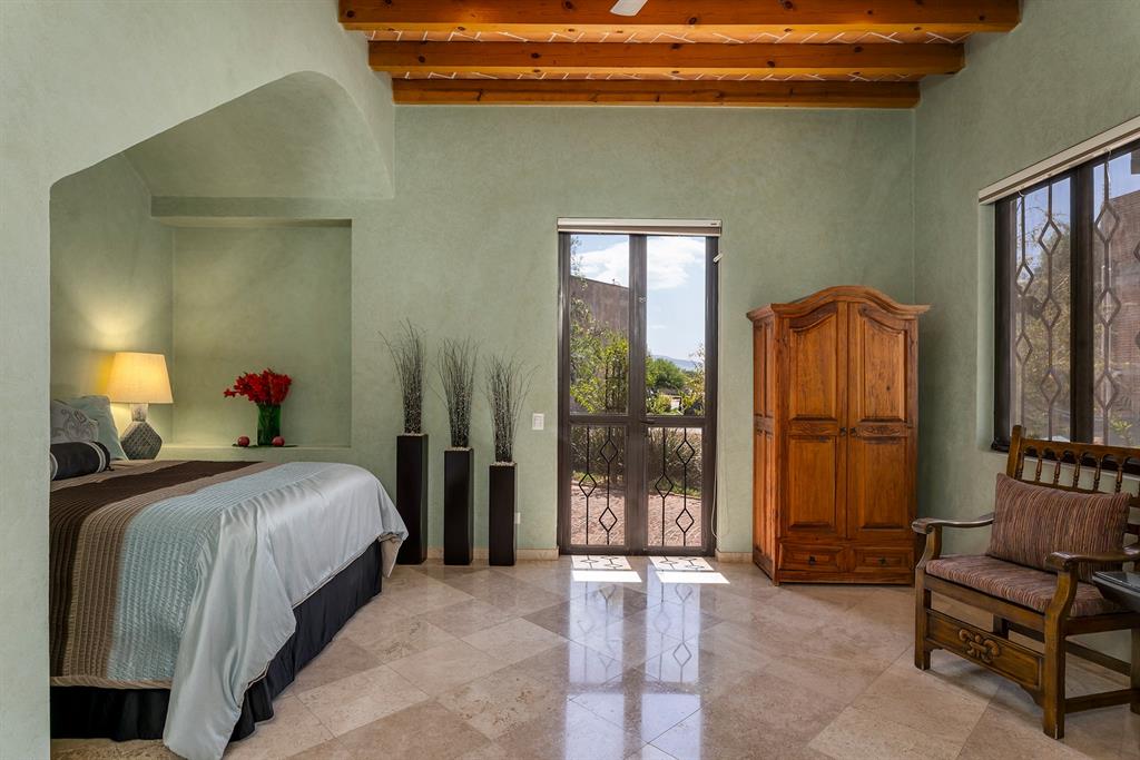 37718, Mexico, 5 Bedrooms Bedrooms, ,6 BathroomsBathrooms,Residential,Active,51557