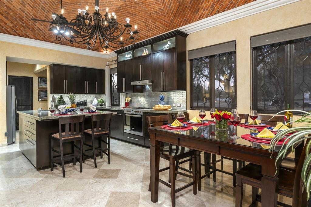 37718, Mexico, 5 Bedrooms Bedrooms, ,6 BathroomsBathrooms,Residential,Active,51557