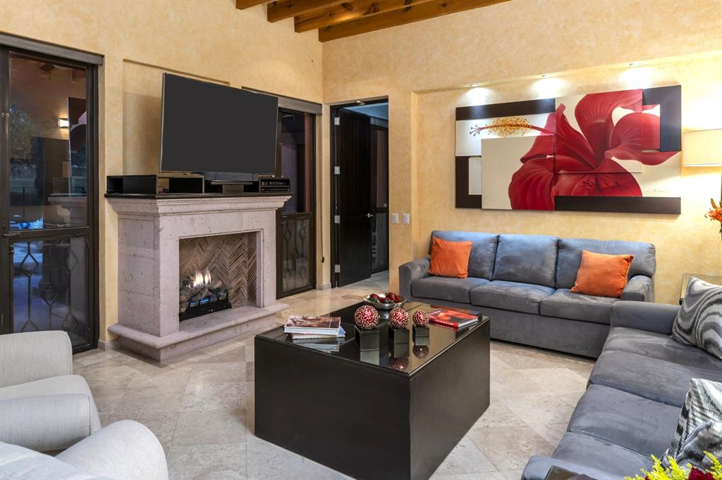 37718, Mexico, 5 Bedrooms Bedrooms, ,6 BathroomsBathrooms,Residential,Active,51557