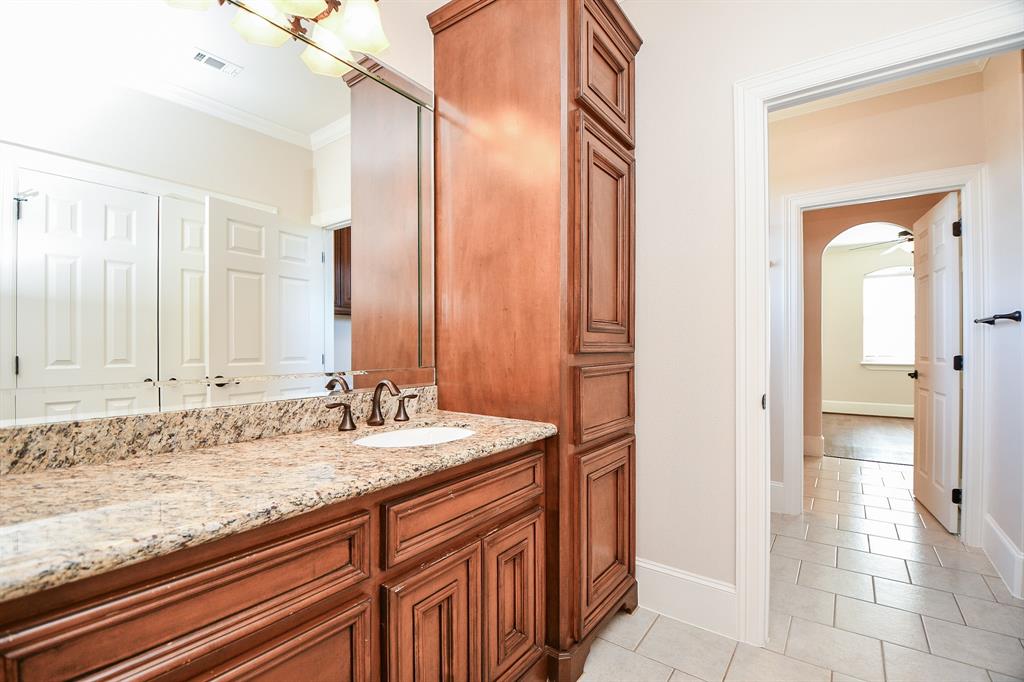 11106 Lewis Drive, Houston, Texas image 38