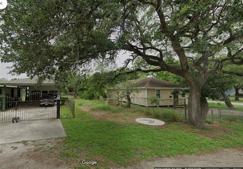 503 W Avenue E Robstown TX 78380