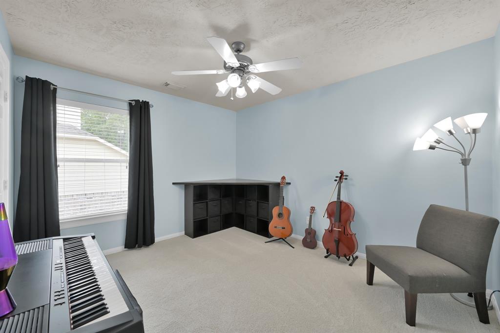 2025 W Yorkchase Lane, Conroe, Texas image 34