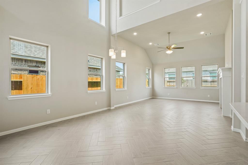 32314 Willow Hollow Way, Waller, Texas image 3