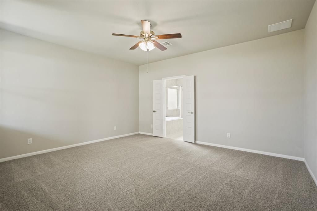 32314 Willow Hollow Way, Waller, Texas image 7