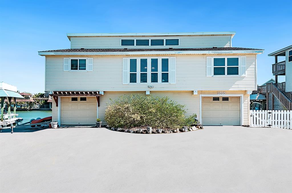 1818 Tiki Drive