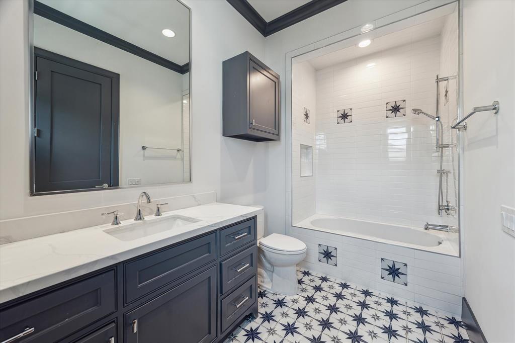 3838 Olympia Drive, Houston, Texas image 45