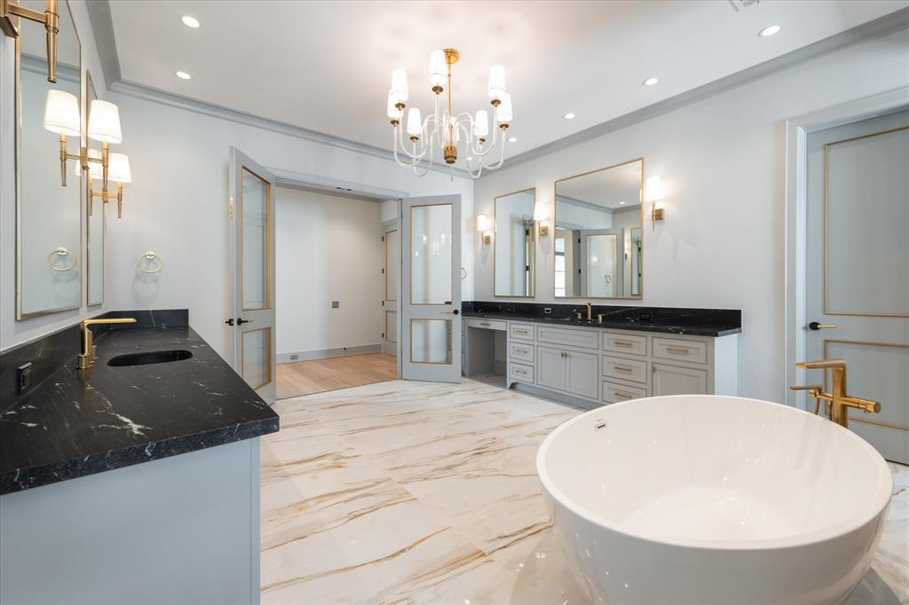 3838 Olympia Drive, Houston, Texas image 30