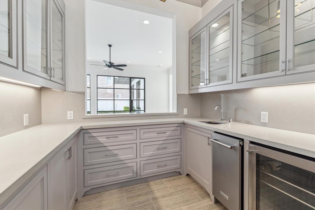 3838 Olympia Drive, Houston, Texas image 11