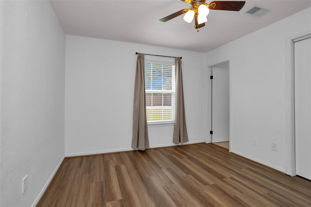 814 Whipporwill Road, Conroe, Texas image 29
