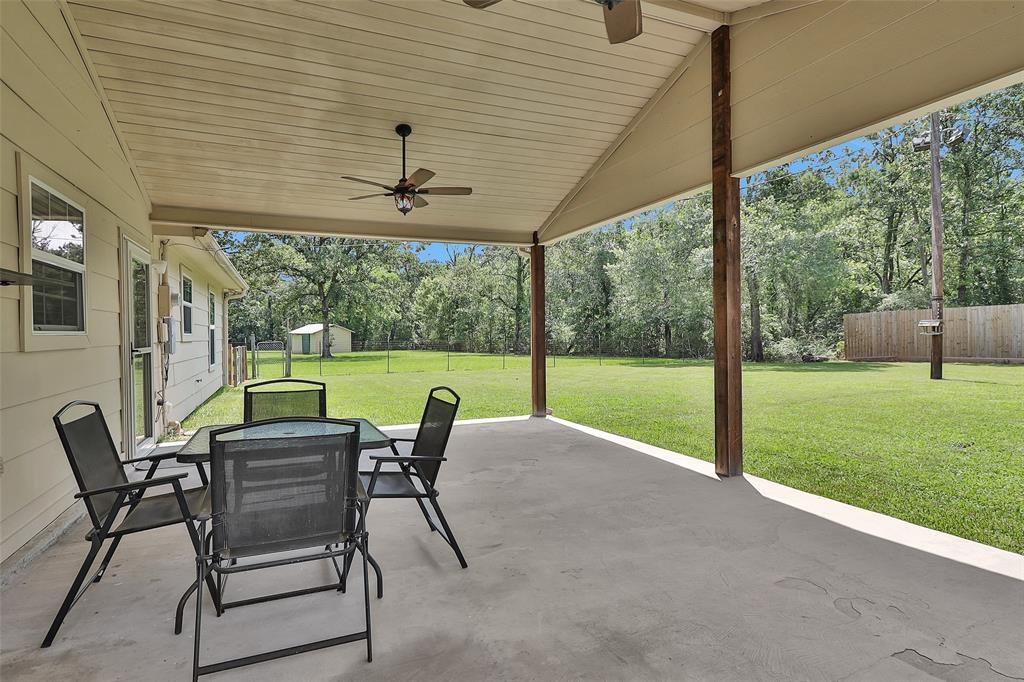 814 Whipporwill Road, Conroe, Texas image 32