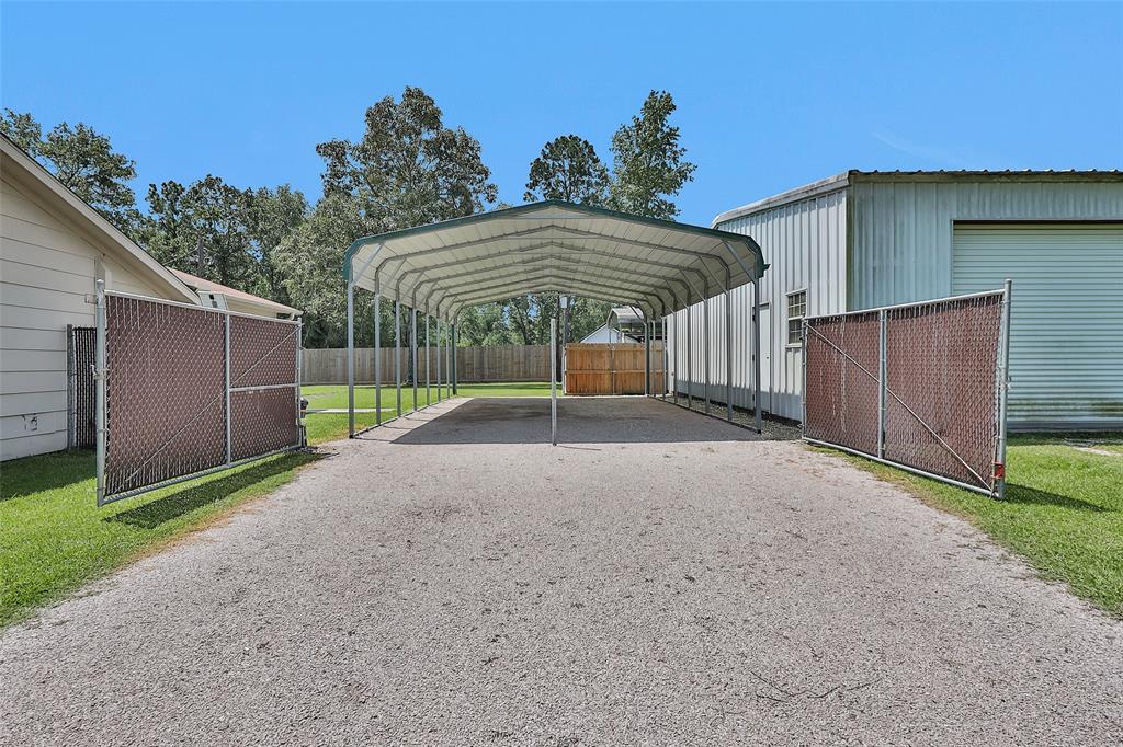 814 Whipporwill Road, Conroe, Texas image 37