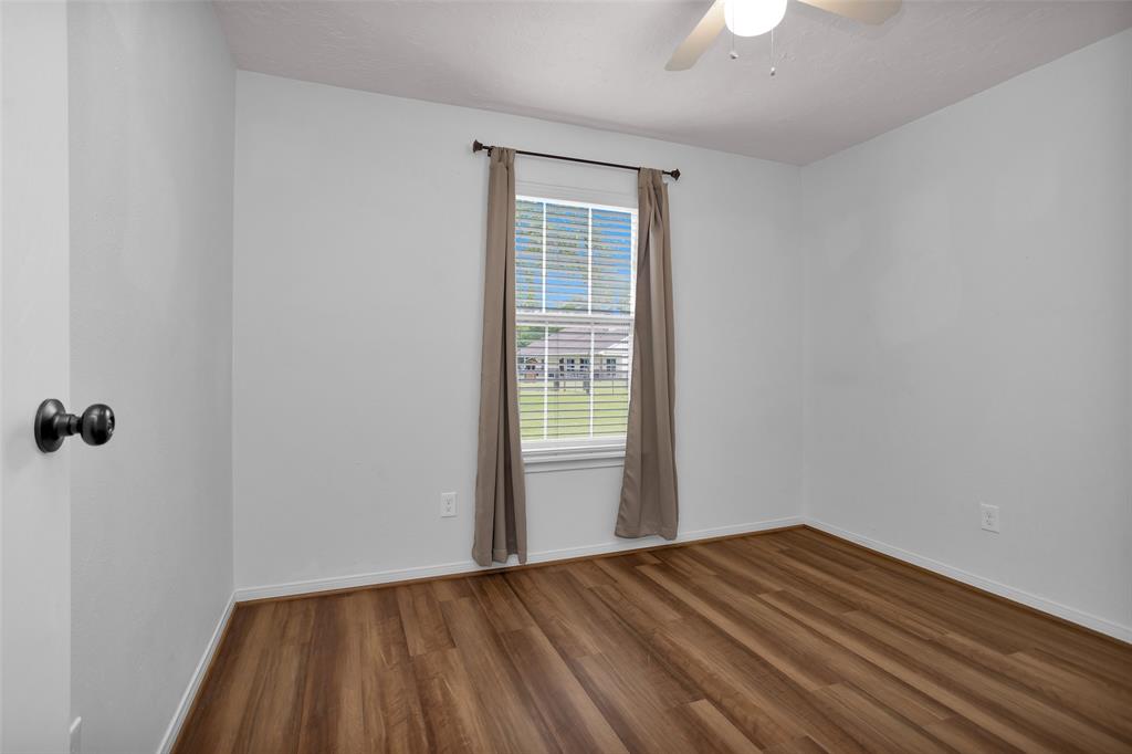 814 Whipporwill Road, Conroe, Texas image 25