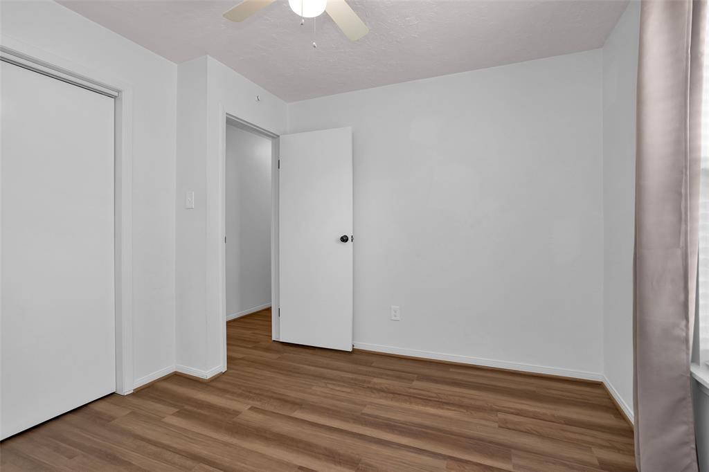 814 Whipporwill Road, Conroe, Texas image 27