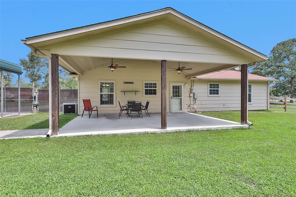 814 Whipporwill Road, Conroe, Texas image 34