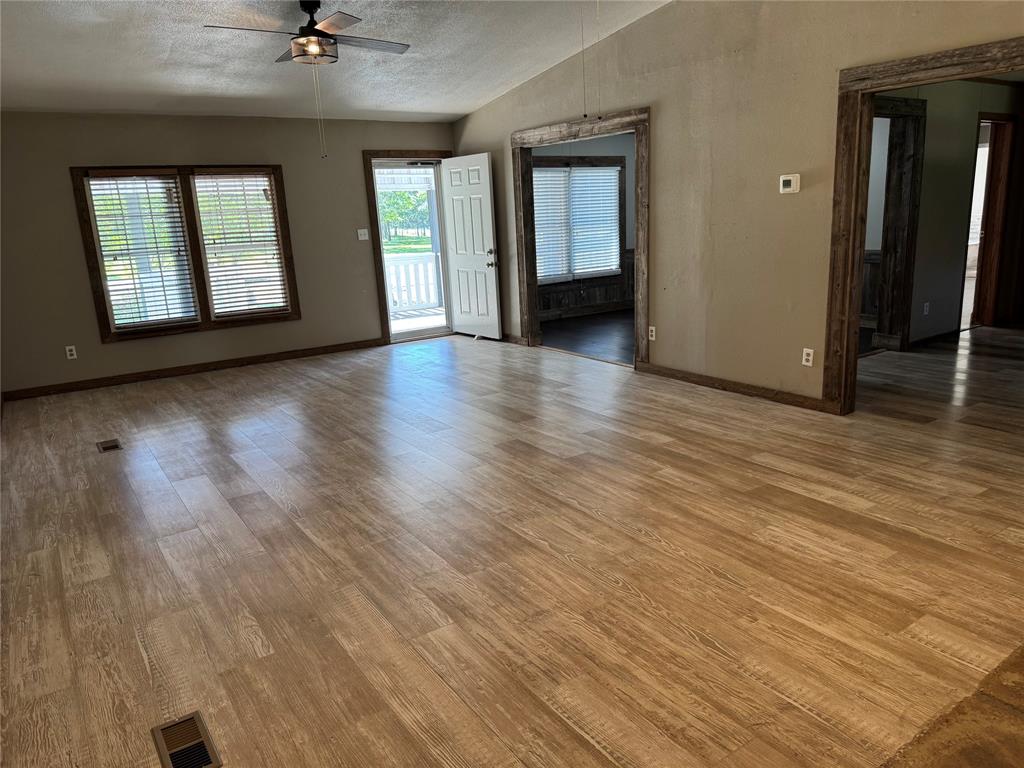 30121 Mellman Road, Hempstead, Texas image 8
