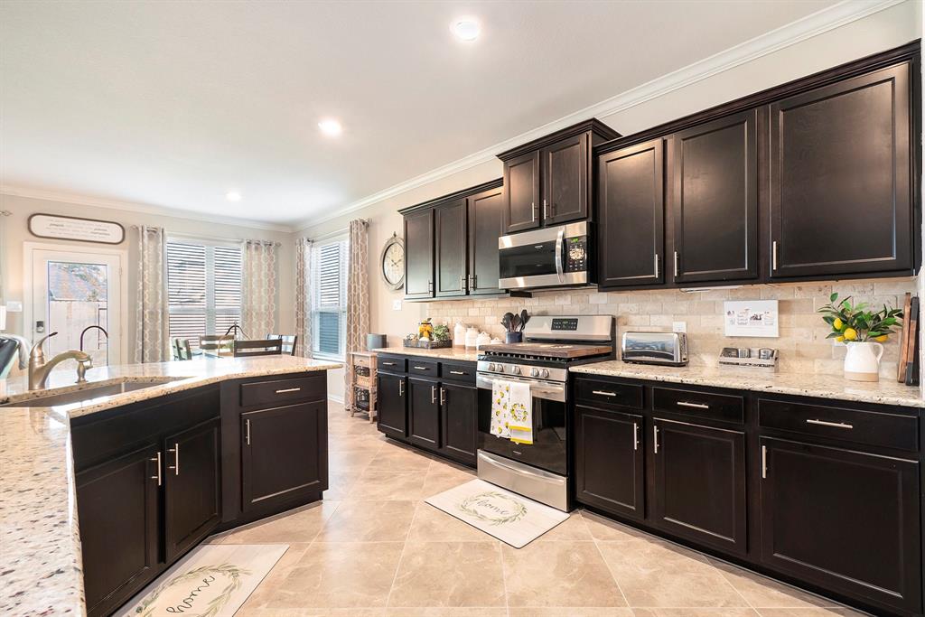 31144 Aspen Gate Trail, Spring, Texas image 16