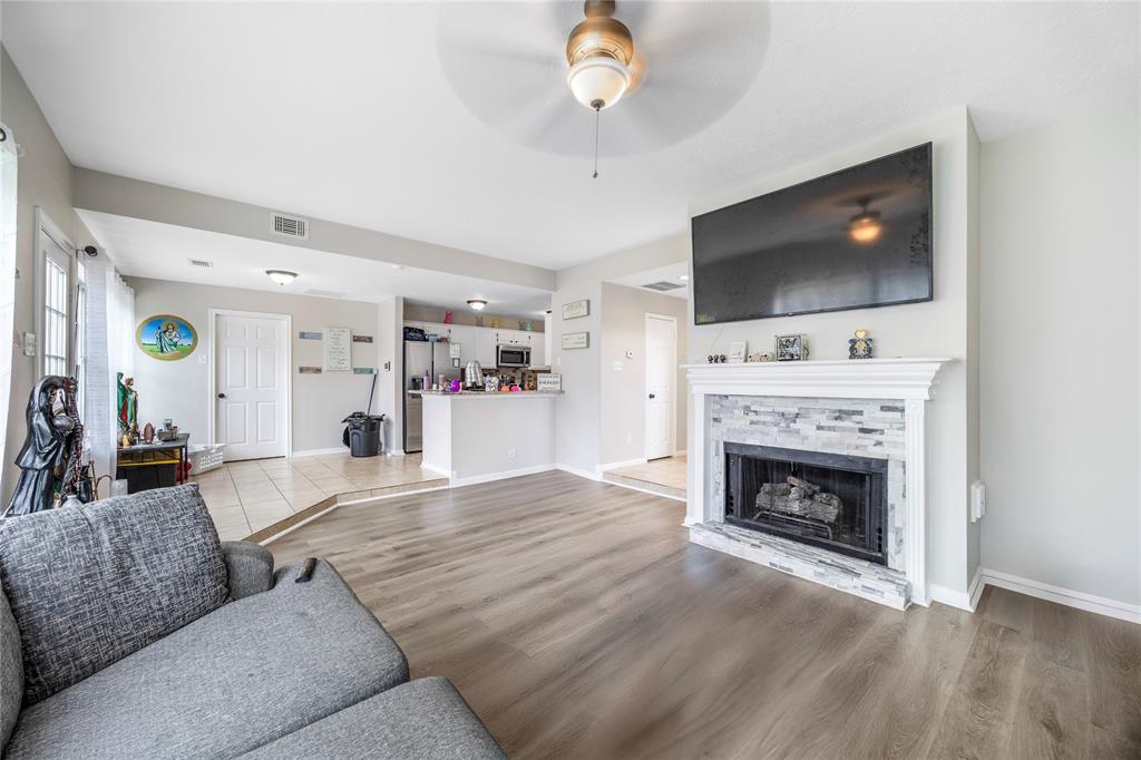 3825 Redbud Drive