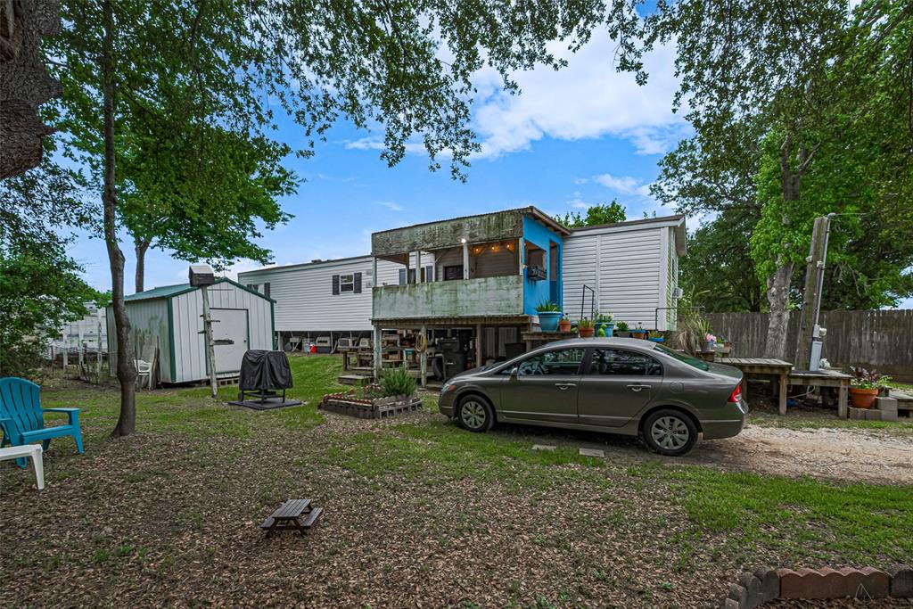 333 9th St St, San Leon, Texas image 3
