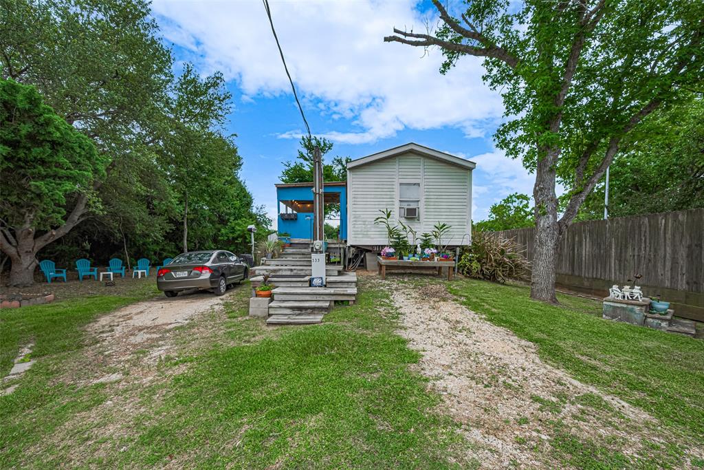 333 9th St St, San Leon, Texas image 4