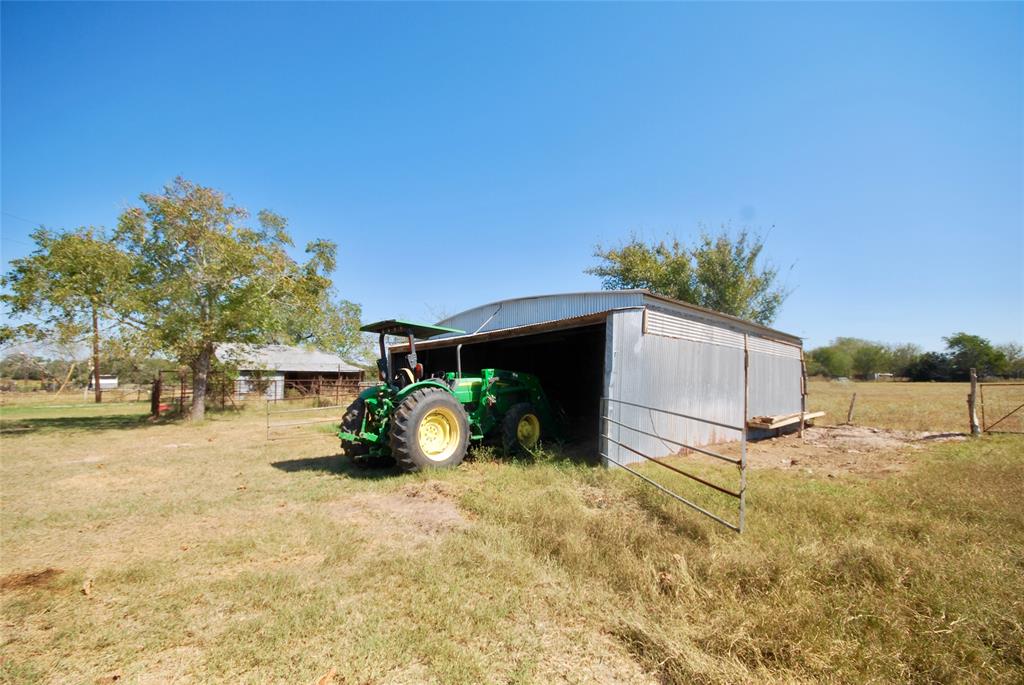 171 Fm 2616, Hallettsville, Texas image 31