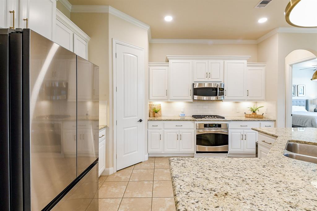 2800 Spencer Court, Pearland, Texas image 13