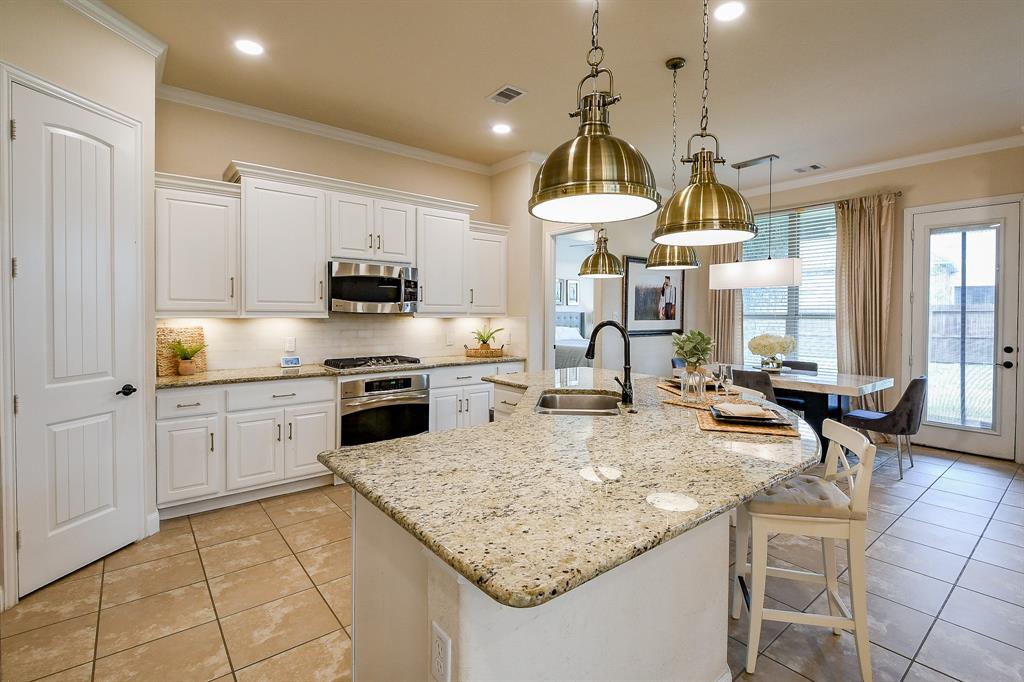 2800 Spencer Court, Pearland, Texas image 12