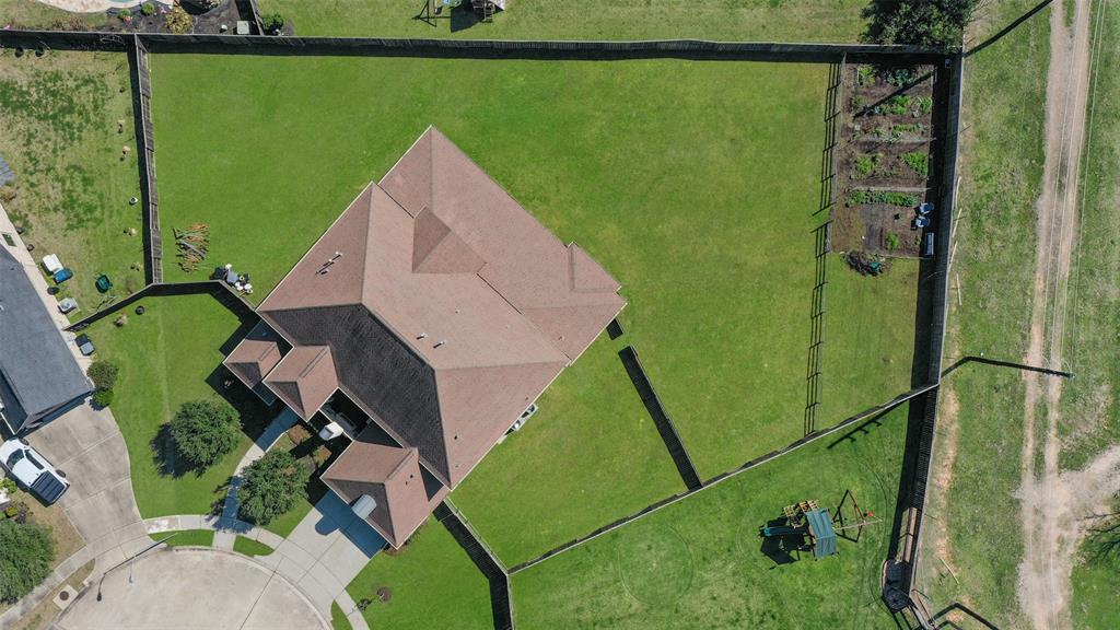 6919 Champion Trail, Katy, Texas image 3