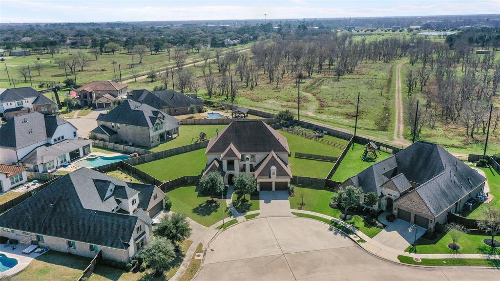 6919 Champion Trail, Katy, Texas image 1