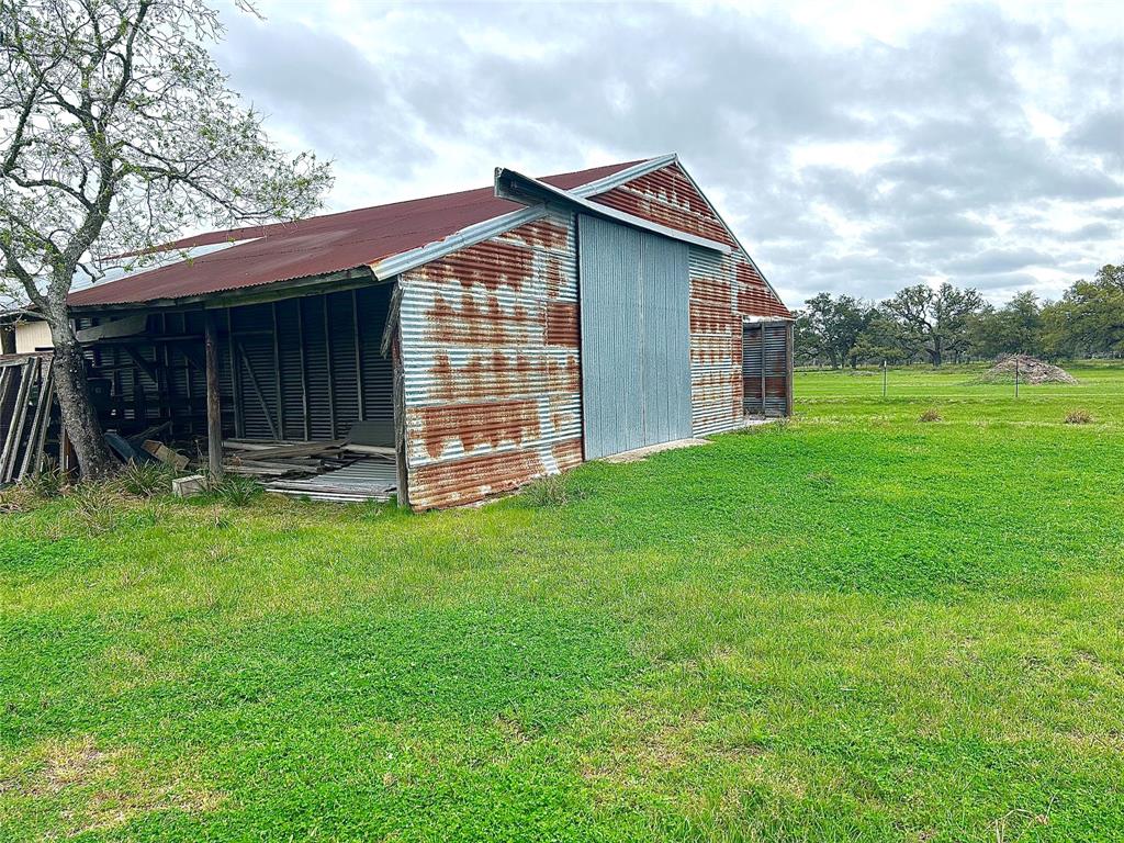 691 Gandy Bend Rd, Edna, Texas image 17