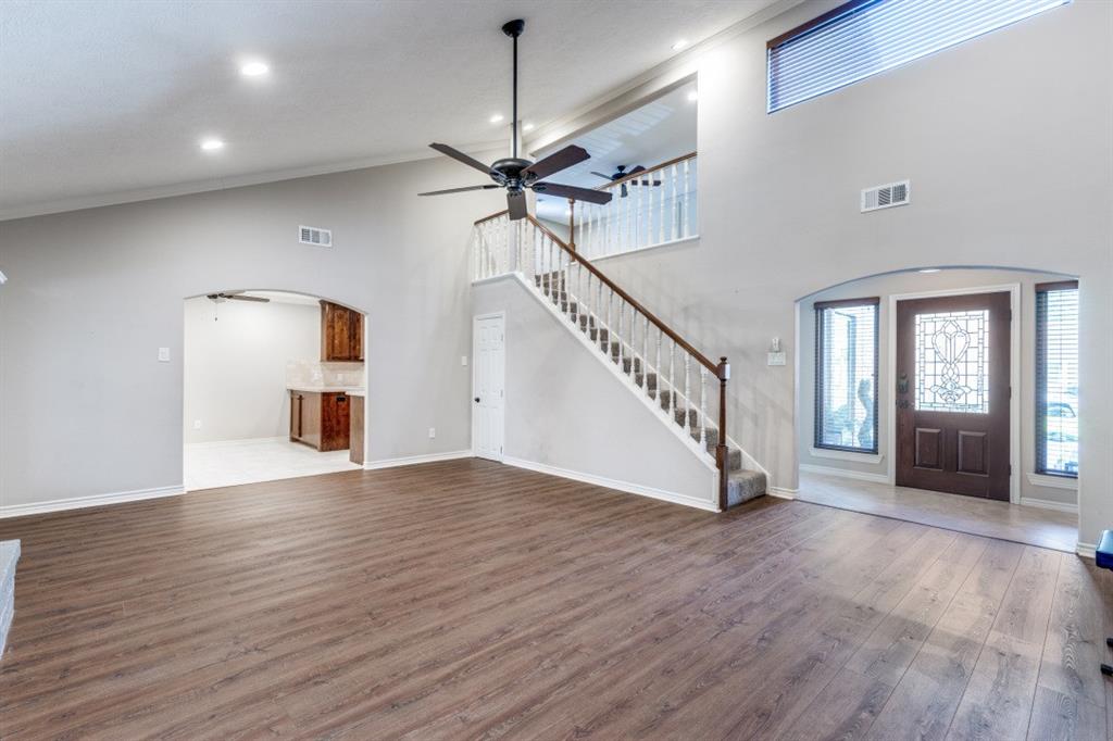 4705 Spring Lane, Baytown, Texas image 7