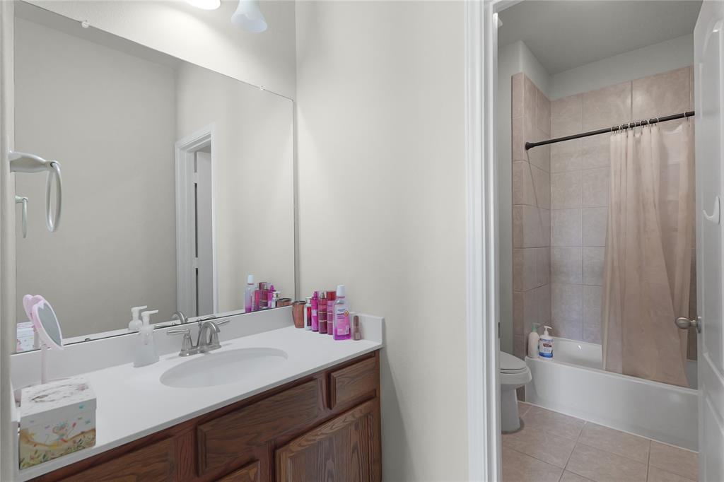 9615 Carson Lane, Iowa Colony, Texas image 37