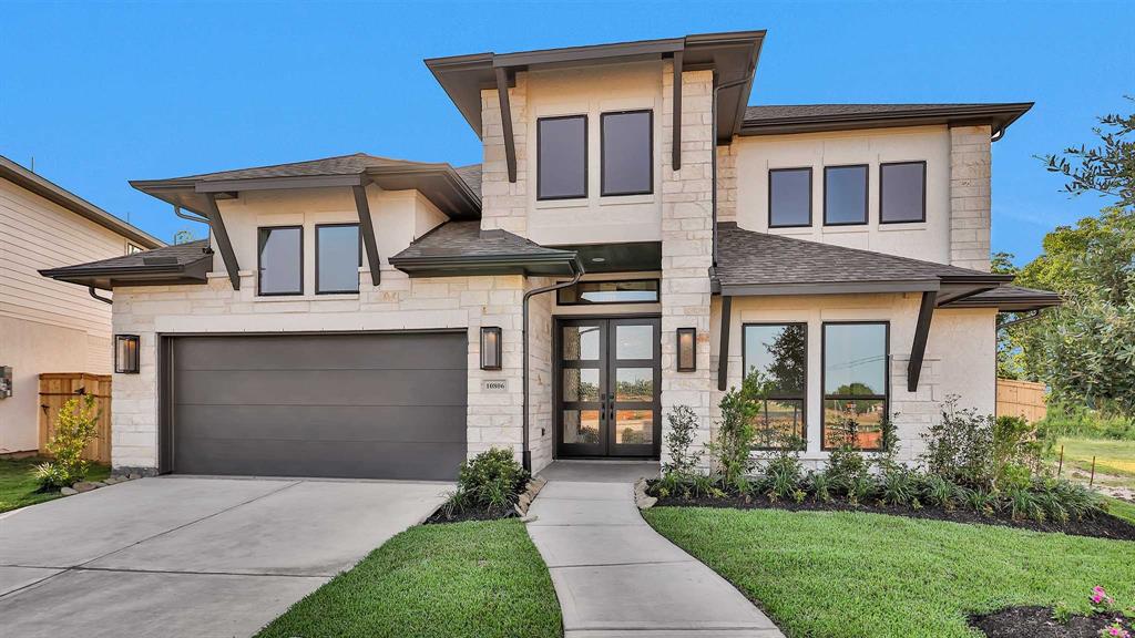 10806 Valencia Bend Drive