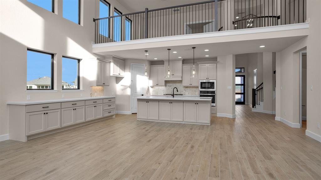 10806 Valencia Bend Drive