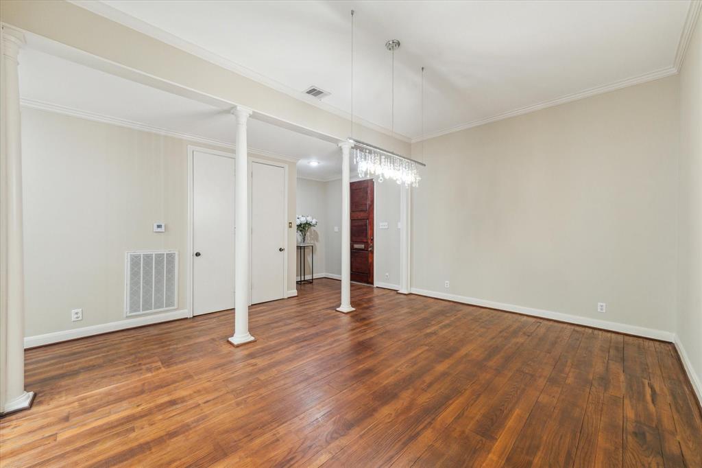 7924 Woodway Drive, Houston, Texas image 12