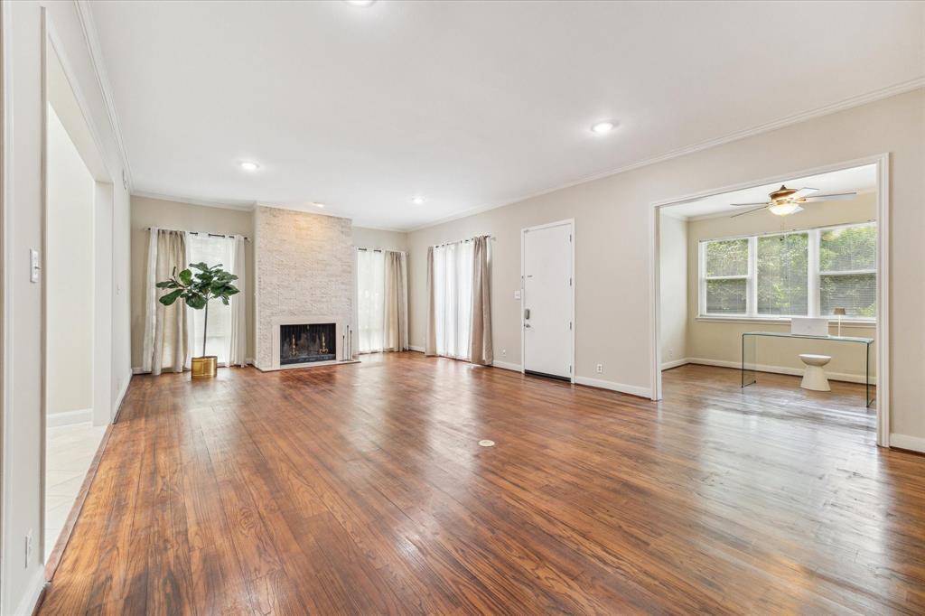 7924 Woodway Drive, Houston, Texas image 2
