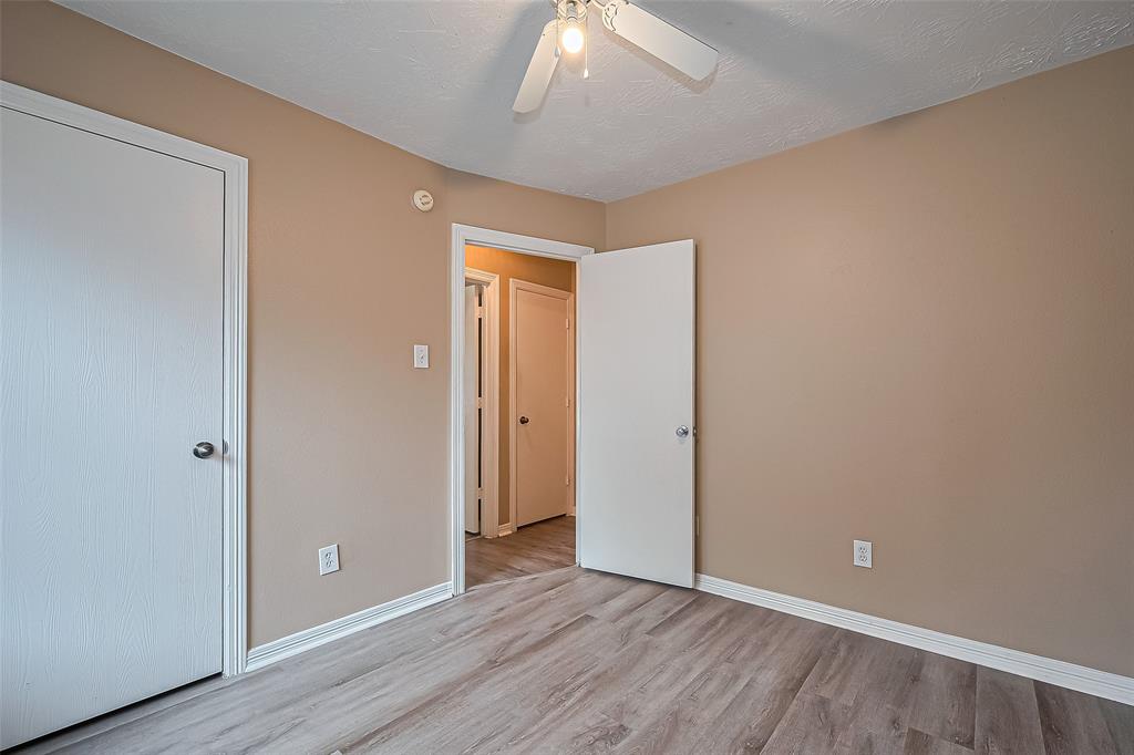 4559 Taino Drive, Baytown, Texas image 26