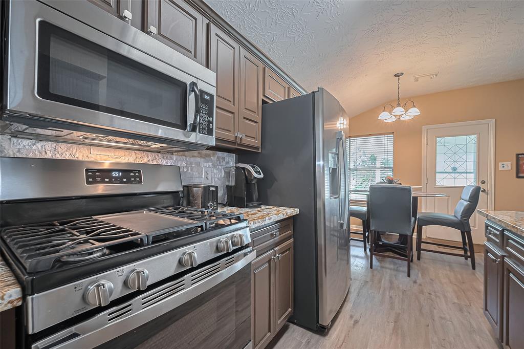 4559 Taino Drive, Baytown, Texas image 16