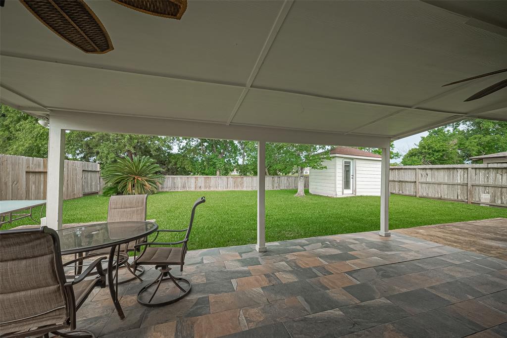 4559 Taino Drive, Baytown, Texas image 41