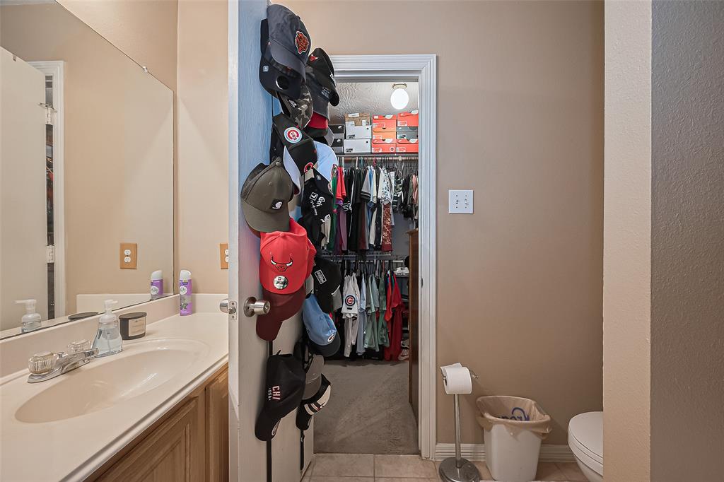 4559 Taino Drive, Baytown, Texas image 39