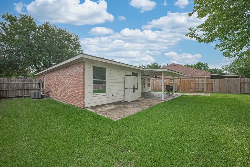 4559 Taino Drive, Baytown, Texas image 46