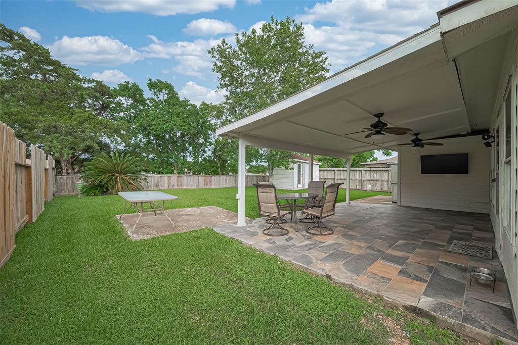 4559 Taino Drive, Baytown, Texas image 42