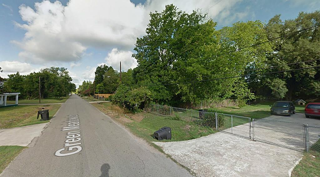 834 Green Meadow Lane, Houston, Texas image 2