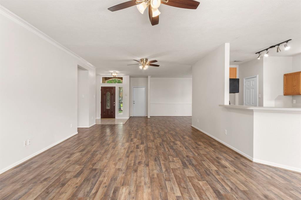 1203 Alexandria Court, Richmond, Texas image 5