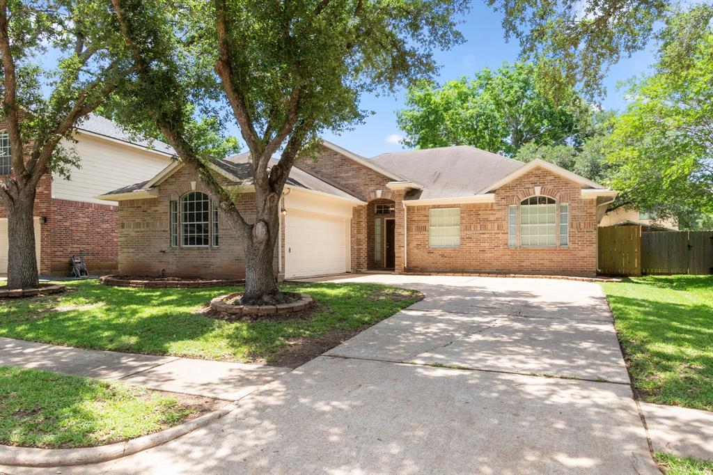 1203 Alexandria Court, Richmond, Texas image 2
