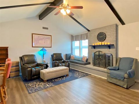 Single Family Residence in Galveston TX 41 South Shore Drive 8.jpg