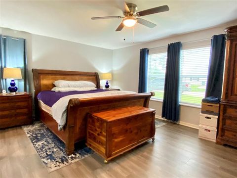 Single Family Residence in Galveston TX 41 South Shore Drive 18.jpg