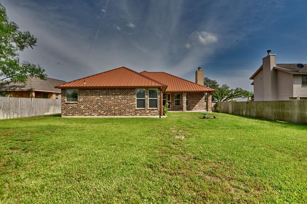 84 Briarwood Lane, Bellville, Texas image 27