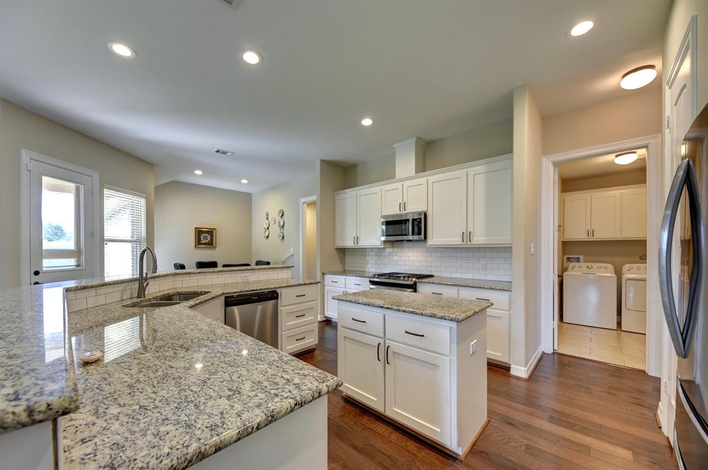 84 Briarwood Lane, Bellville, Texas image 15